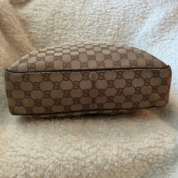 Gucci GG Canvas Crossbody/Shoulder Bag - Picture 6 of 16